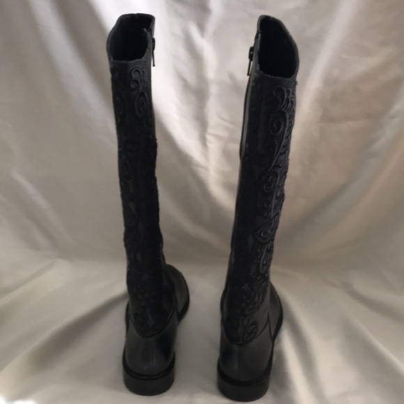 Gianni Bini Boots - Picture 4 of 7